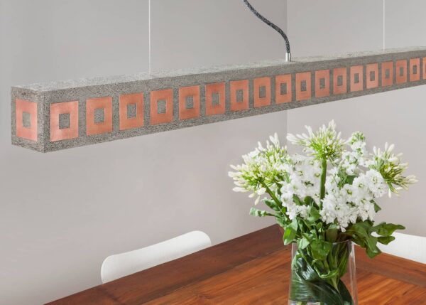 Hängeleuchte aus Beton | Stilhand | Fabricius | Quadratringe Kupfer